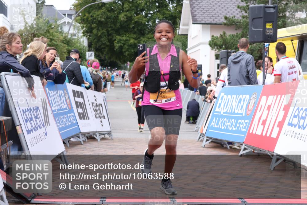 30.08.2026 - Blankeneser Heldenlauf Lena Gebhardt http://msf.ph/oto/10063588 30.08.2026 12:39:12 Ziel 2651, 4234 meine-sportfotos.de