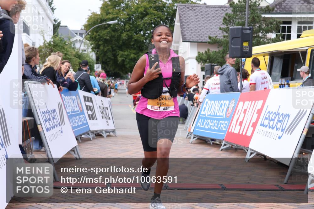 30.08.2026 - Blankeneser Heldenlauf Lena Gebhardt http://msf.ph/oto/10063591 30.08.2026 12:39:13 Ziel 2651, 4234 meine-sportfotos.de