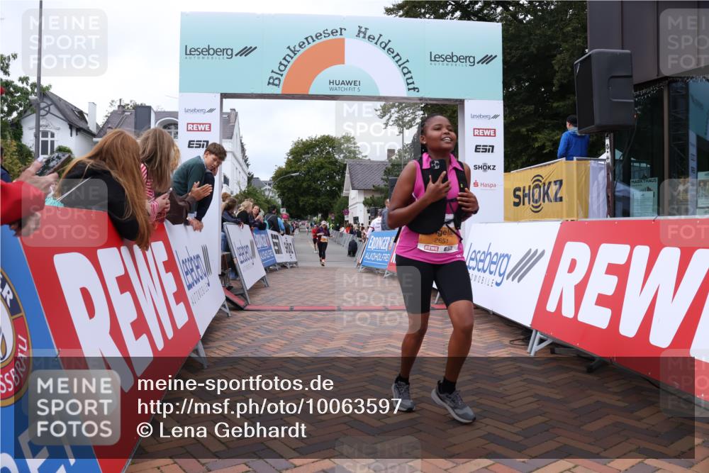 30.08.2026 - Blankeneser Heldenlauf Lena Gebhardt http://msf.ph/oto/10063597 30.08.2026 12:39:14 Ziel 2651, 2826, 4234 meine-sportfotos.de