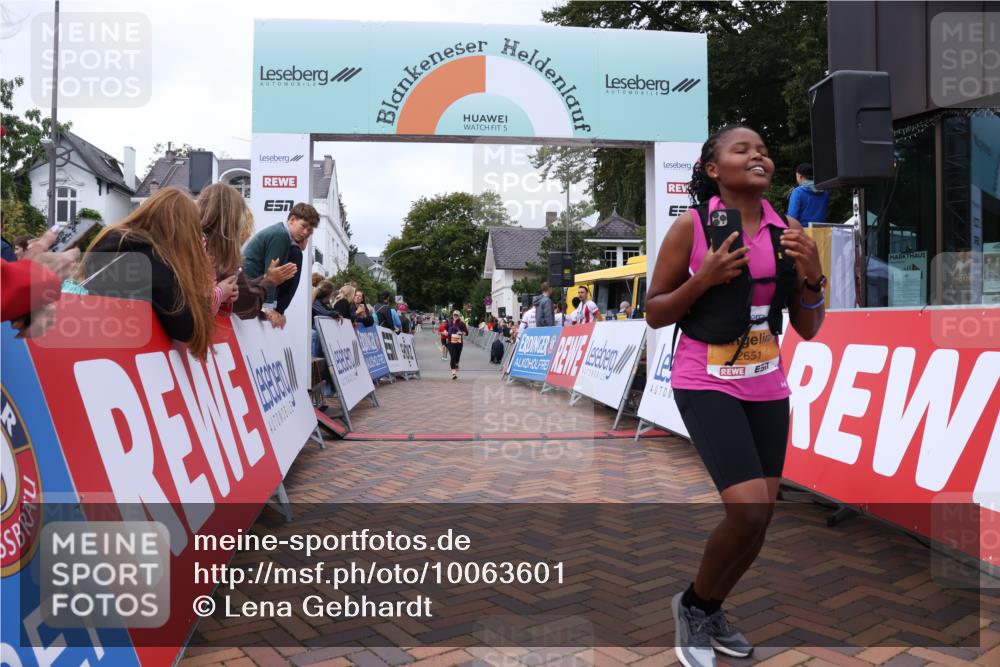 30.08.2026 - Blankeneser Heldenlauf Lena Gebhardt http://msf.ph/oto/10063601 30.08.2026 12:39:15 Ziel 2651, 2826, 4234 meine-sportfotos.de