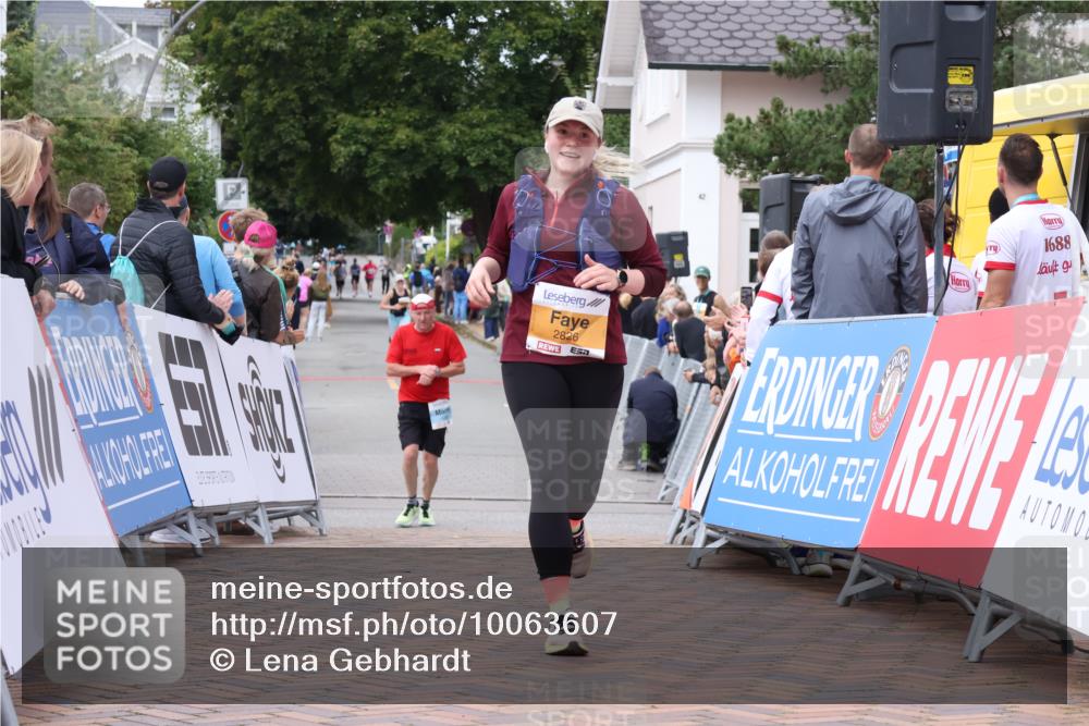 30.08.2026 - Blankeneser Heldenlauf Lena Gebhardt http://msf.ph/oto/10063607 30.08.2026 12:39:17 Ziel 2651, 2826 meine-sportfotos.de