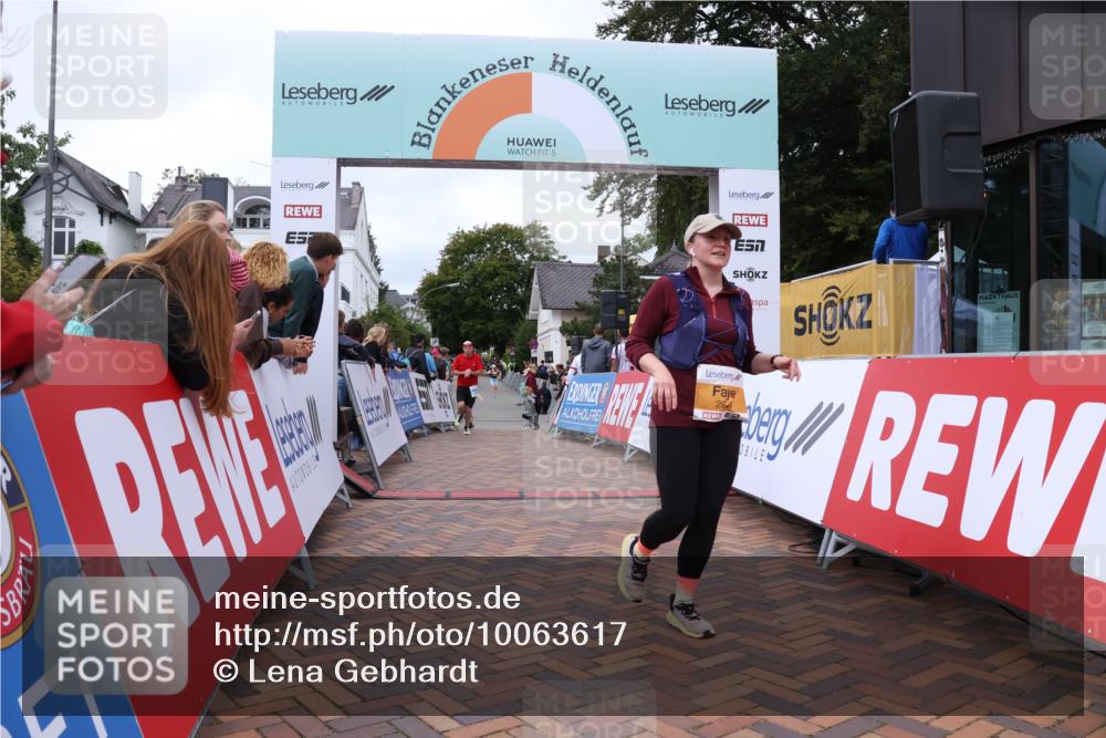 30.08.2026 - Blankeneser Heldenlauf Lena Gebhardt http://msf.ph/oto/10063617 30.08.2026 12:39:20 Ziel 2651, 2826, 4306 meine-sportfotos.de