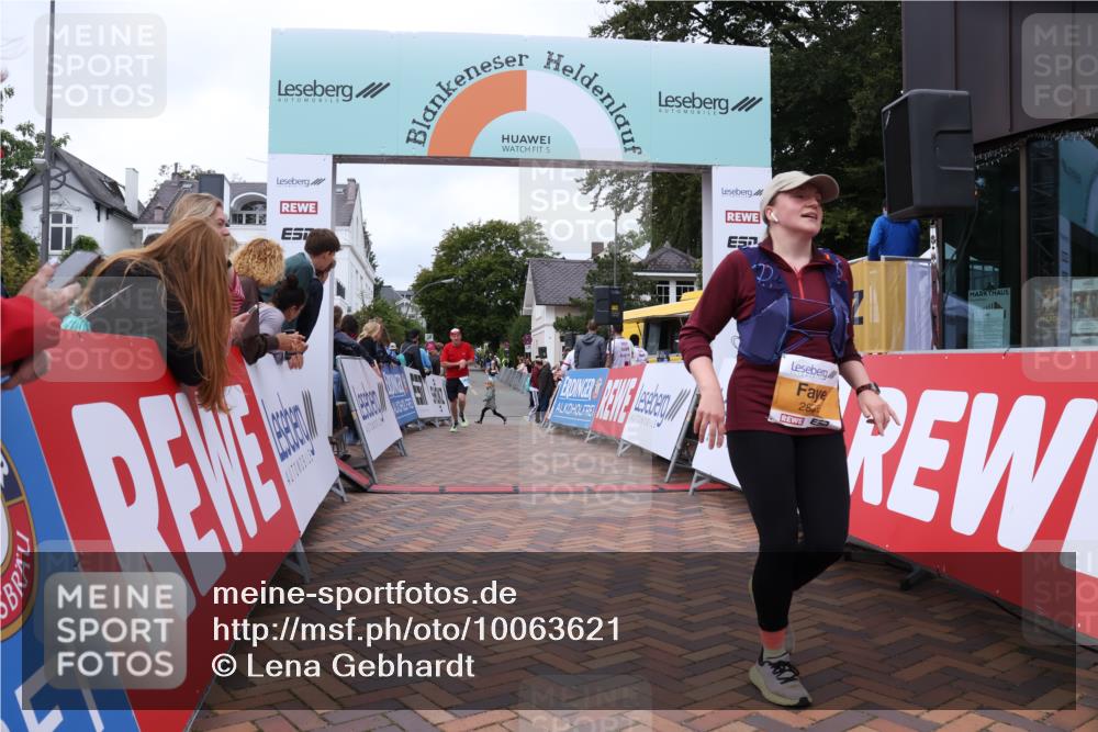 30.08.2026 - Blankeneser Heldenlauf Lena Gebhardt http://msf.ph/oto/10063621 30.08.2026 12:39:20 Ziel 2651, 2826, 4306 meine-sportfotos.de