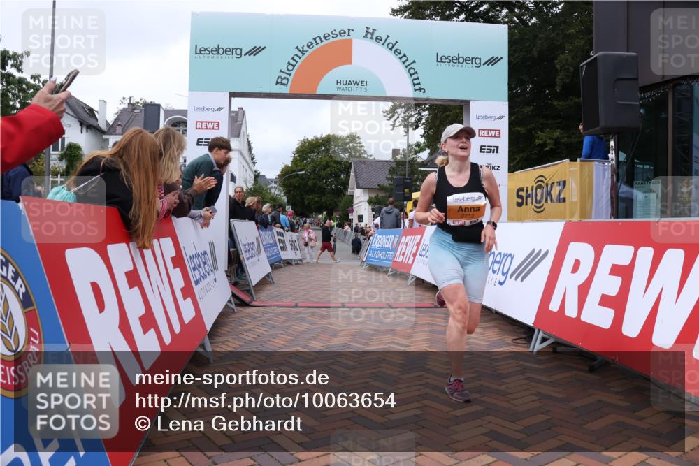 30.08.2026 - Blankeneser Heldenlauf Lena Gebhardt http://msf.ph/oto/10063654 30.08.2026 12:39:28 Ziel 2242, 4306 meine-sportfotos.de