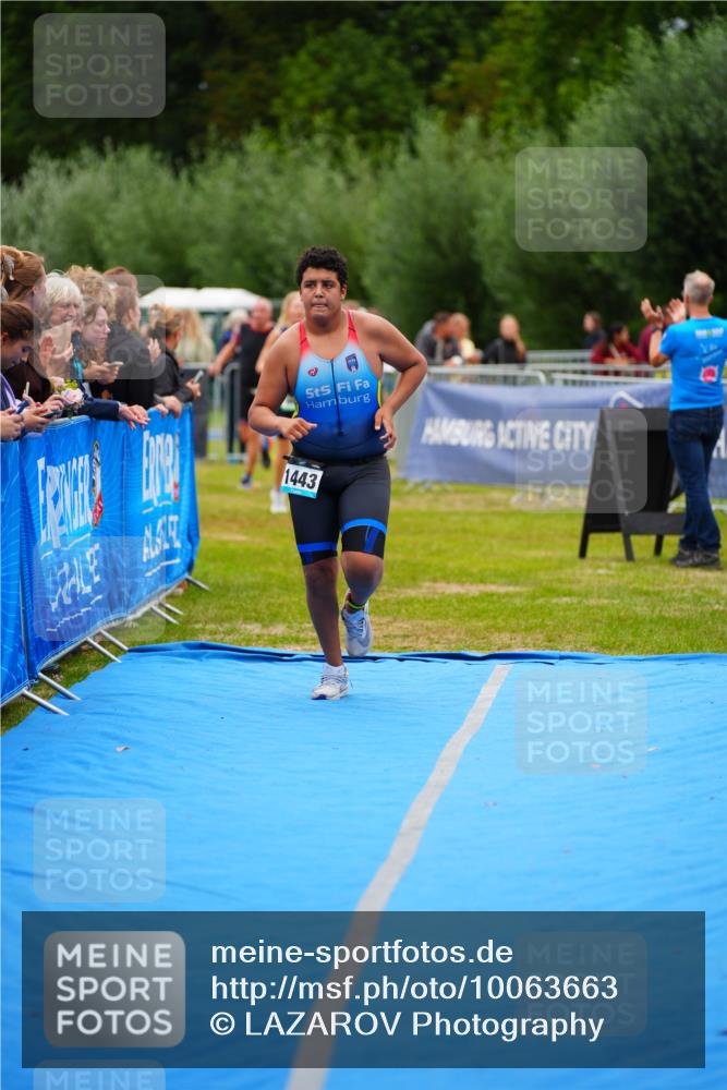 30.08.2026 - Elbe Triathlon Hamburg LAZAROV Photography http://msf.ph/oto/10063663 30.08.2026 11:58:01 Ziel 962, 1333, 1443, 1458 meine-sportfotos.de