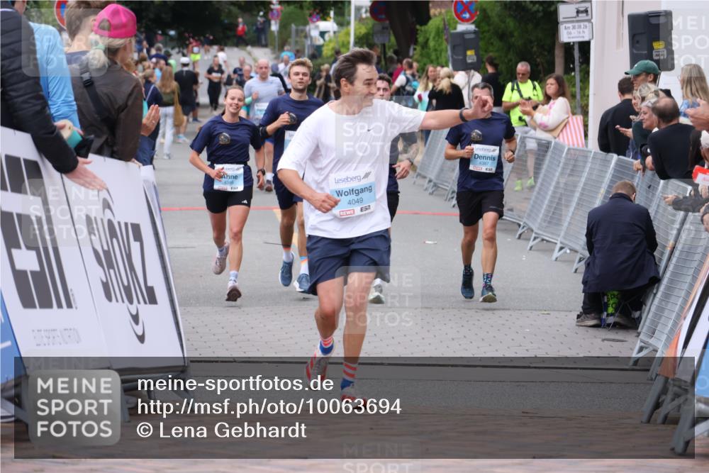 30.08.2026 - Blankeneser Heldenlauf Lena Gebhardt http://msf.ph/oto/10063694 30.08.2026 12:39:59 Ziel 4142, 4222 meine-sportfotos.de
