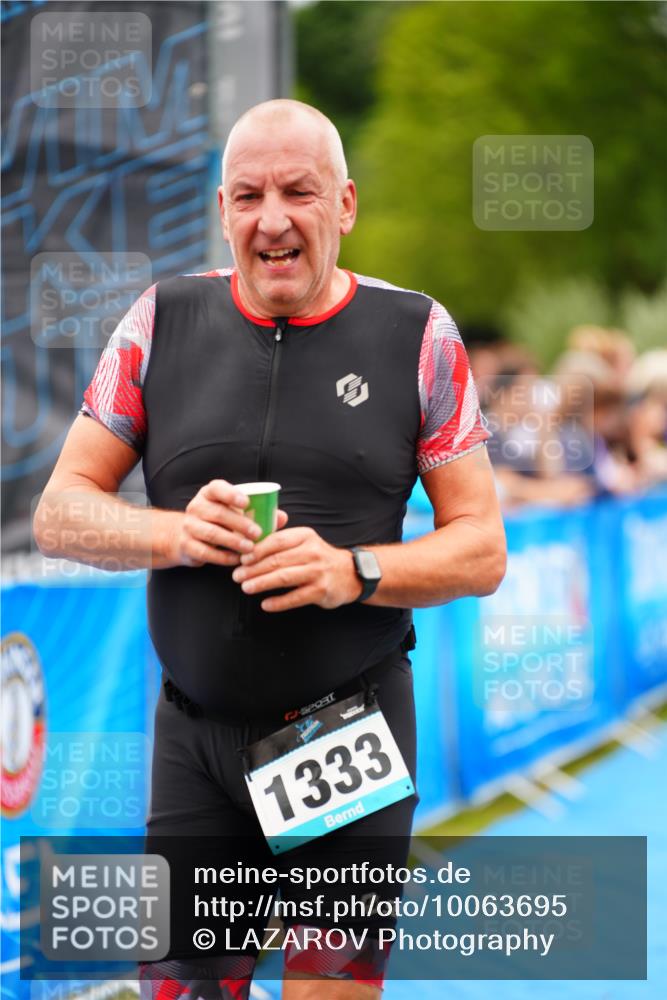 30.08.2026 - Elbe Triathlon Hamburg LAZAROV Photography http://msf.ph/oto/10063695 30.08.2026 11:58:14 Ziel 897, 901, 1181 meine-sportfotos.de