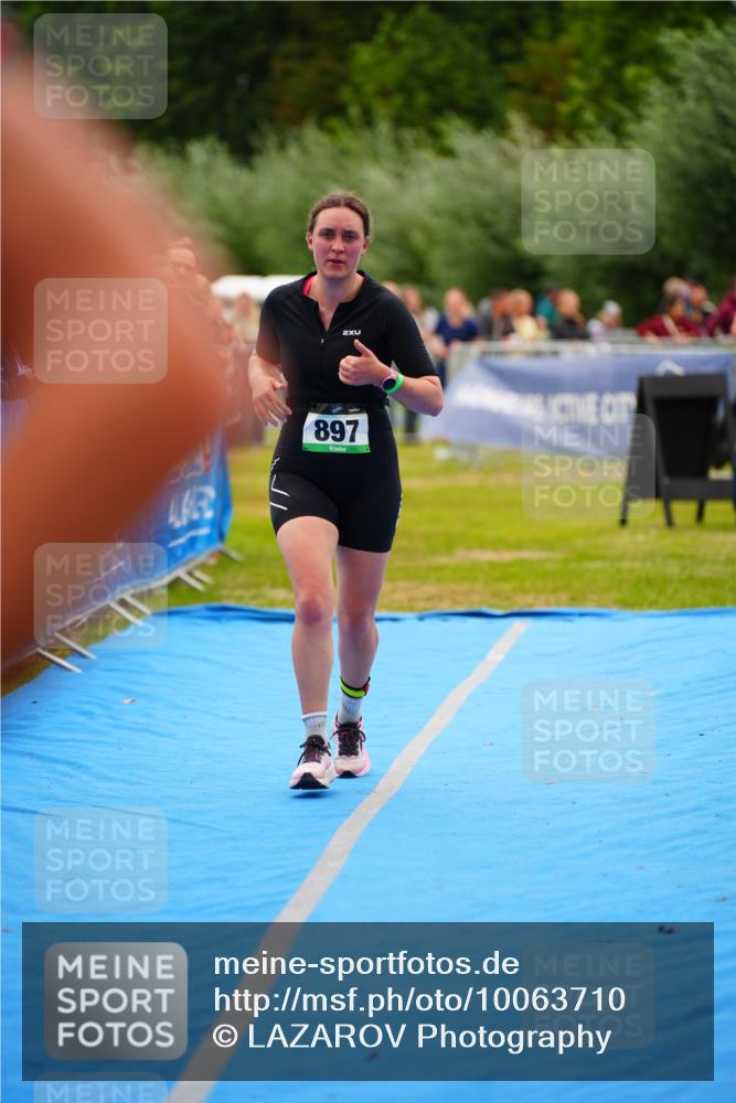 30.08.2026 - Elbe Triathlon Hamburg LAZAROV Photography http://msf.ph/oto/10063710 30.08.2026 11:58:22 Ziel 897, 940 meine-sportfotos.de