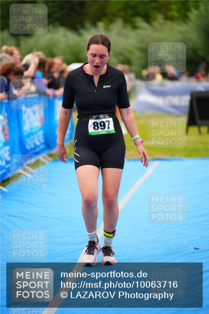 30.08.2026 - Elbe Triathlon Hamburg LAZAROV Photography http://msf.ph/oto/10063716 30.08.2026 11:58:24 Ziel 897, 940, 1462, 1575 meine-sportfotos.de