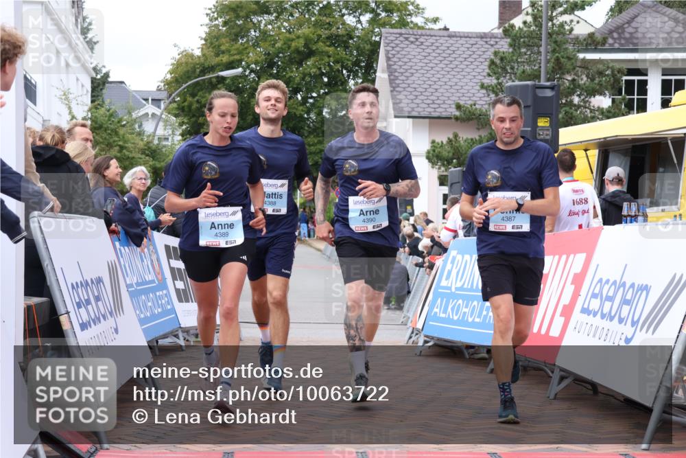 30.08.2026 - Blankeneser Heldenlauf Lena Gebhardt http://msf.ph/oto/10063722 30.08.2026 12:40:07 Ziel 4049, 4387, 4388, 4389, 4390 meine-sportfotos.de