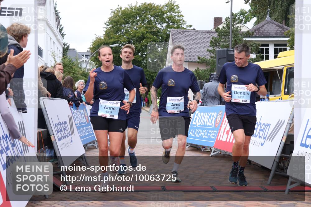 30.08.2026 - Blankeneser Heldenlauf Lena Gebhardt http://msf.ph/oto/10063725 30.08.2026 12:40:08 Ziel 4049, 4387, 4388, 4389, 4390 meine-sportfotos.de