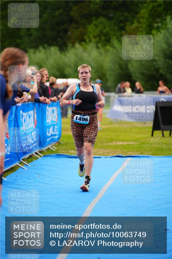 30.08.2026 - Elbe Triathlon Hamburg LAZAROV Photography http://msf.ph/oto/10063749 30.08.2026 11:58:35 Ziel 1462, 1496, 1575 meine-sportfotos.de