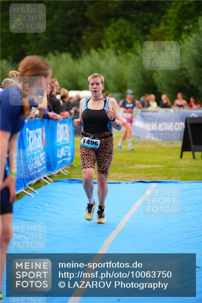 30.08.2026 - Elbe Triathlon Hamburg LAZAROV Photography http://msf.ph/oto/10063750 30.08.2026 11:58:35 Ziel 1462, 1496, 1575 meine-sportfotos.de