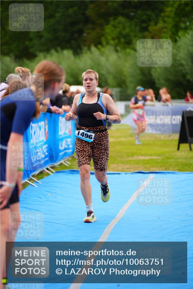 30.08.2026 - Elbe Triathlon Hamburg LAZAROV Photography http://msf.ph/oto/10063751 30.08.2026 11:58:35 Ziel 1462, 1496, 1575 meine-sportfotos.de