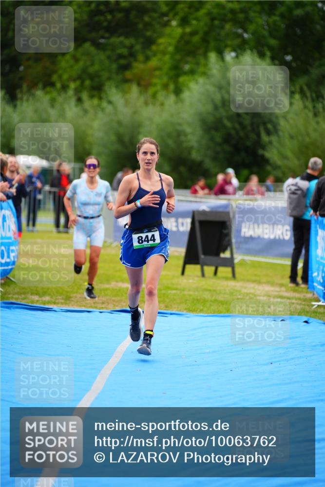 30.08.2026 - Elbe Triathlon Hamburg LAZAROV Photography http://msf.ph/oto/10063762 30.08.2026 11:58:44 Ziel 844, 1588 meine-sportfotos.de