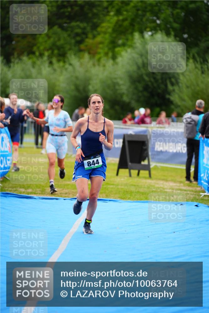 30.08.2026 - Elbe Triathlon Hamburg LAZAROV Photography http://msf.ph/oto/10063764 30.08.2026 11:58:44 Ziel 844, 1588 meine-sportfotos.de