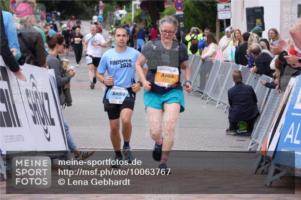 30.08.2026 - Blankeneser Heldenlauf Lena Gebhardt http://msf.ph/oto/10063767 30.08.2026 12:40:21 Ziel 2725, 4130, 4446 meine-sportfotos.de