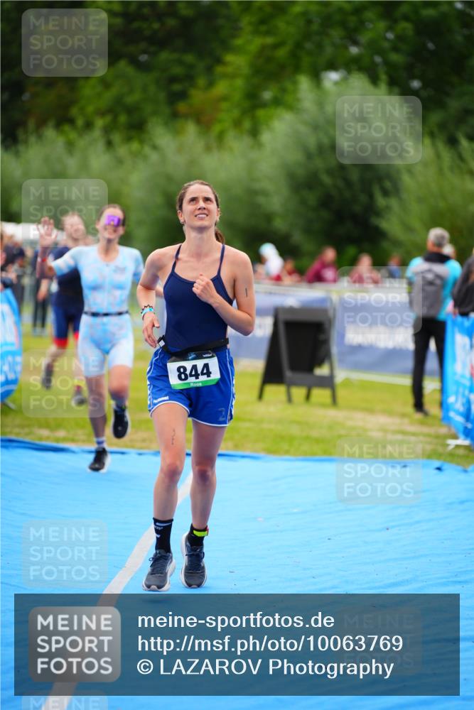 30.08.2026 - Elbe Triathlon Hamburg LAZAROV Photography http://msf.ph/oto/10063769 30.08.2026 11:58:45 Ziel 844, 1401, 1489, 1526, 1588 meine-sportfotos.de