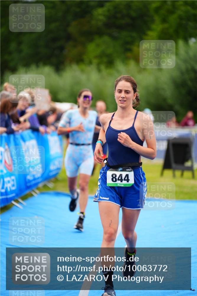 30.08.2026 - Elbe Triathlon Hamburg LAZAROV Photography http://msf.ph/oto/10063772 30.08.2026 11:58:46 Ziel 844, 1401, 1489, 1526, 1588 meine-sportfotos.de