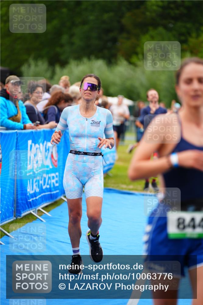 30.08.2026 - Elbe Triathlon Hamburg LAZAROV Photography http://msf.ph/oto/10063776 30.08.2026 11:58:47 Ziel 844, 1401, 1489, 1526, 1588 meine-sportfotos.de