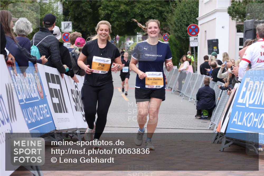 30.08.2026 - Blankeneser Heldenlauf Lena Gebhardt http://msf.ph/oto/10063836 30.08.2026 12:40:46 Ziel 2700, 2736, 4468 meine-sportfotos.de