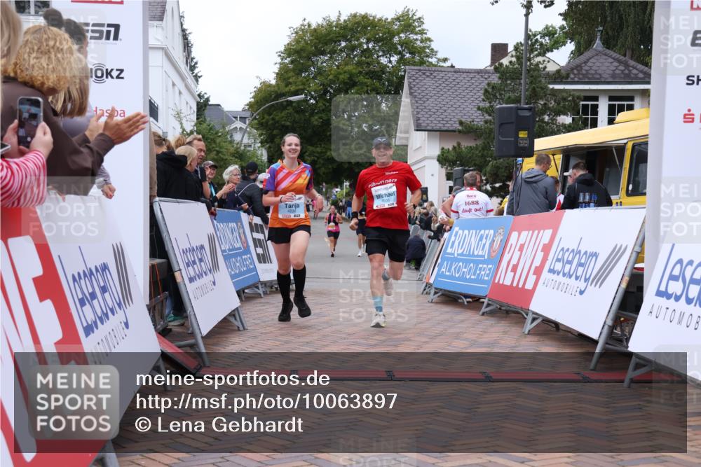 30.08.2026 - Blankeneser Heldenlauf Lena Gebhardt http://msf.ph/oto/10063897 30.08.2026 12:41:18 Ziel 4238, 4336 meine-sportfotos.de