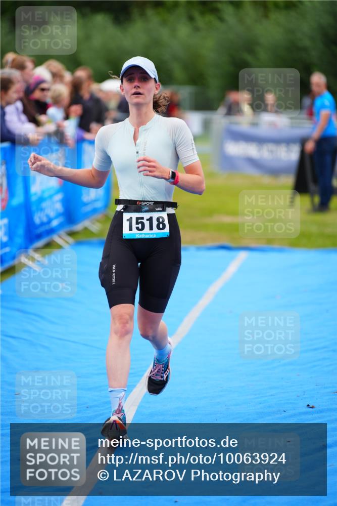 30.08.2026 - Elbe Triathlon Hamburg LAZAROV Photography http://msf.ph/oto/10063924 30.08.2026 12:00:23 Ziel 1362, 1518 meine-sportfotos.de
