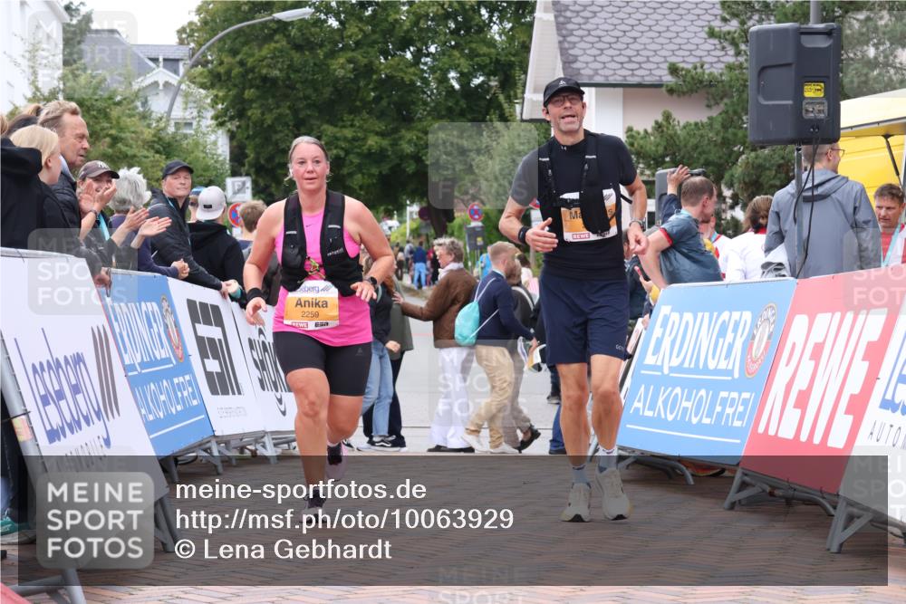 30.08.2026 - Blankeneser Heldenlauf Lena Gebhardt http://msf.ph/oto/10063929 30.08.2026 12:41:28 Ziel 2259, 2260 meine-sportfotos.de