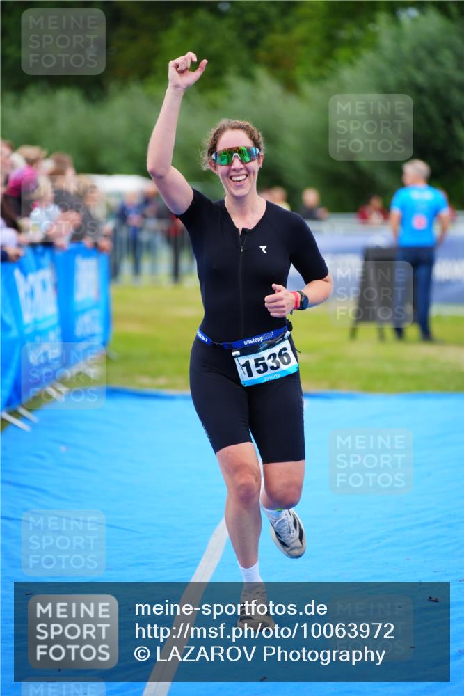 30.08.2026 - Elbe Triathlon Hamburg LAZAROV Photography http://msf.ph/oto/10063972 30.08.2026 12:01:01 Ziel 1481, 1536 meine-sportfotos.de