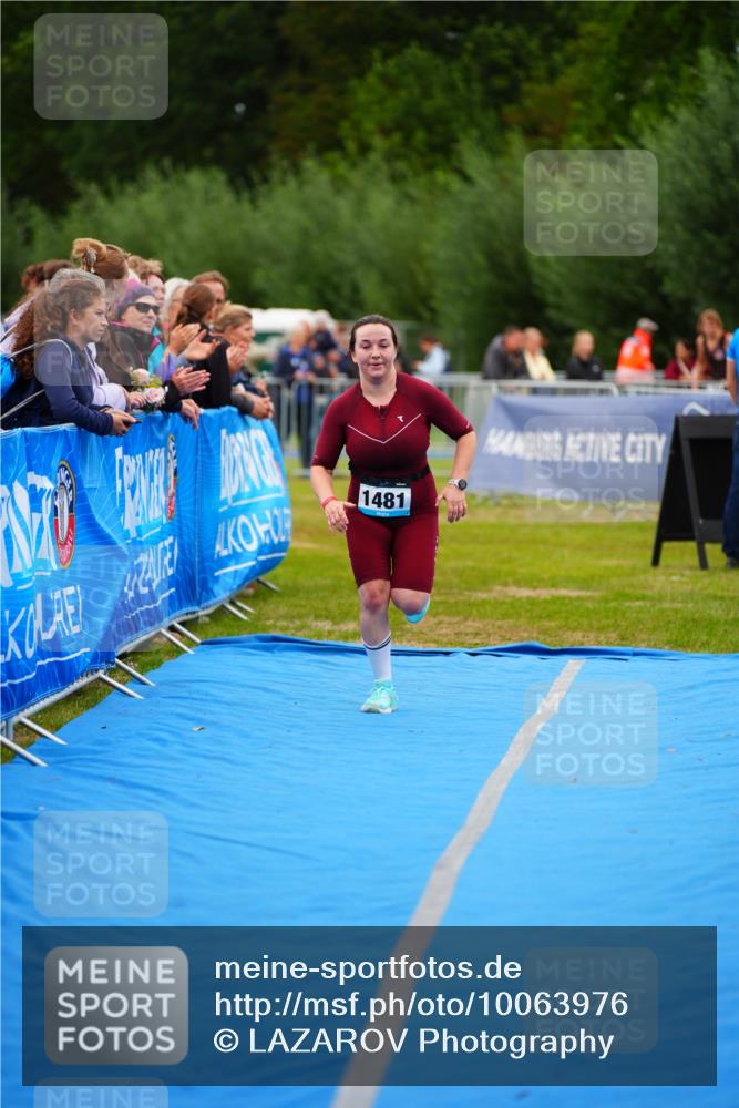30.08.2026 - Elbe Triathlon Hamburg LAZAROV Photography http://msf.ph/oto/10063976 30.08.2026 12:01:08 Ziel 1481 meine-sportfotos.de