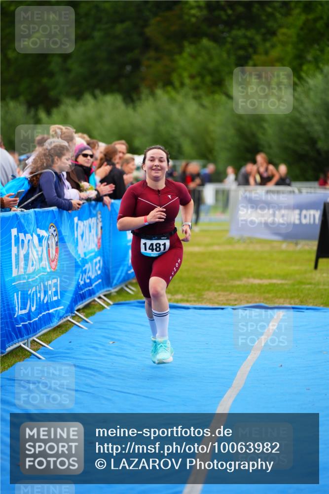 30.08.2026 - Elbe Triathlon Hamburg LAZAROV Photography http://msf.ph/oto/10063982 30.08.2026 12:01:09 Ziel 1481 meine-sportfotos.de