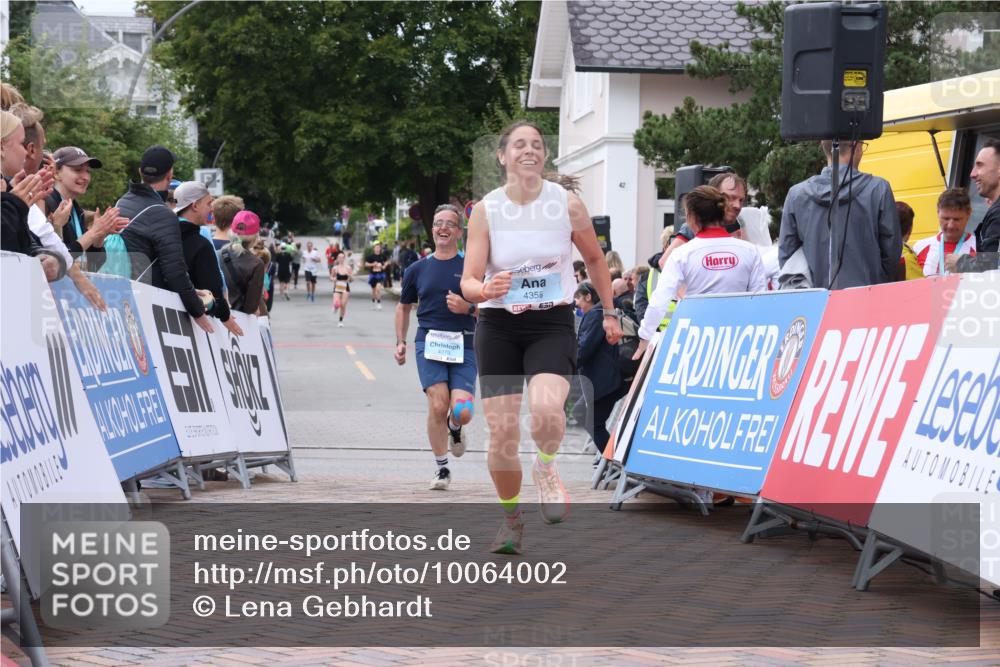 30.08.2026 - Blankeneser Heldenlauf Lena Gebhardt http://msf.ph/oto/10064002 30.08.2026 12:41:56 Ziel 4273, 4358 meine-sportfotos.de