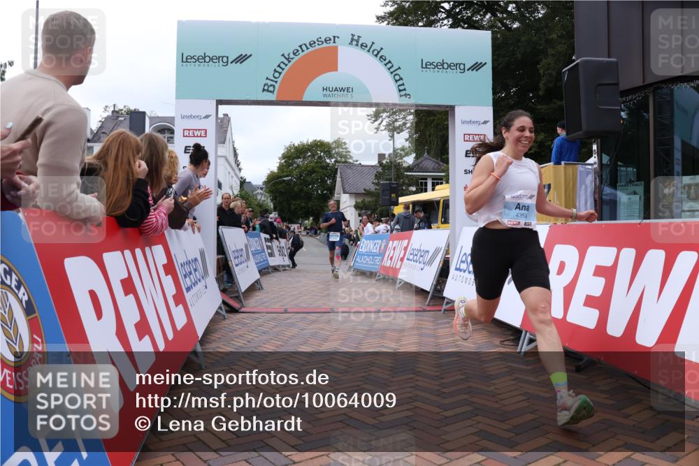 30.08.2026 - Blankeneser Heldenlauf Lena Gebhardt http://msf.ph/oto/10064009 30.08.2026 12:41:58 Ziel 4273, 4358 meine-sportfotos.de