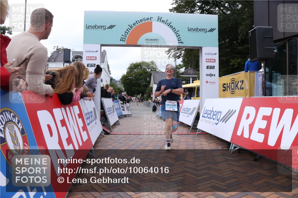 30.08.2026 - Blankeneser Heldenlauf Lena Gebhardt http://msf.ph/oto/10064016 30.08.2026 12:42:01 Ziel 4273, 4358 meine-sportfotos.de