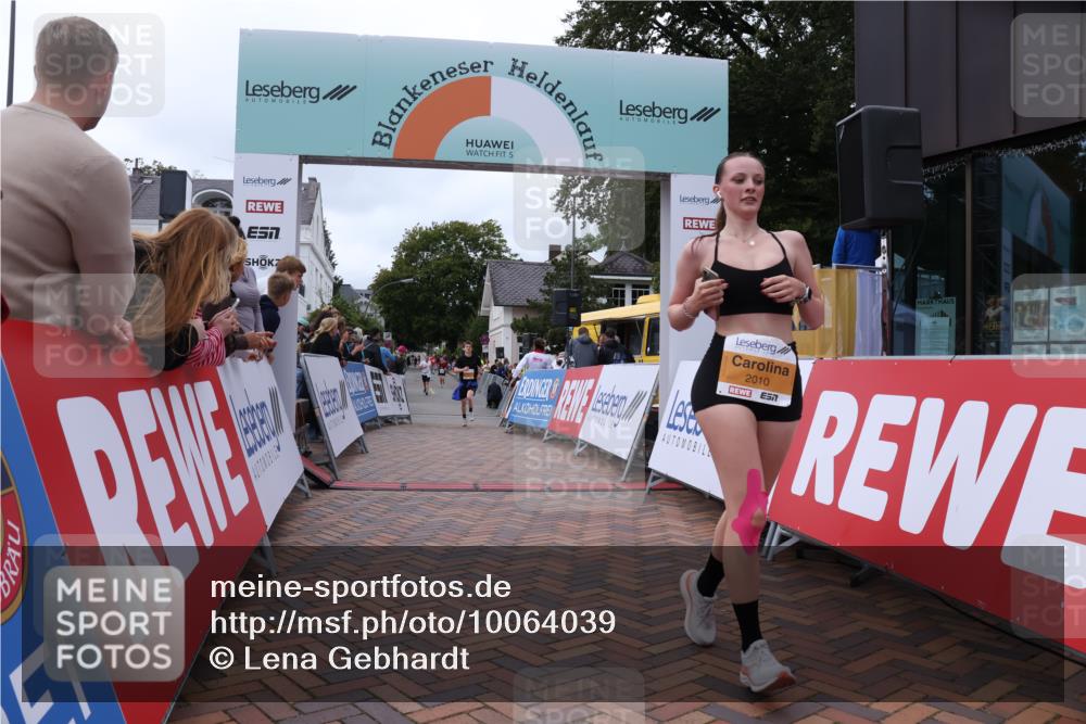 30.08.2026 - Blankeneser Heldenlauf Lena Gebhardt http://msf.ph/oto/10064039 30.08.2026 12:42:14 Ziel 2010, 2483 meine-sportfotos.de