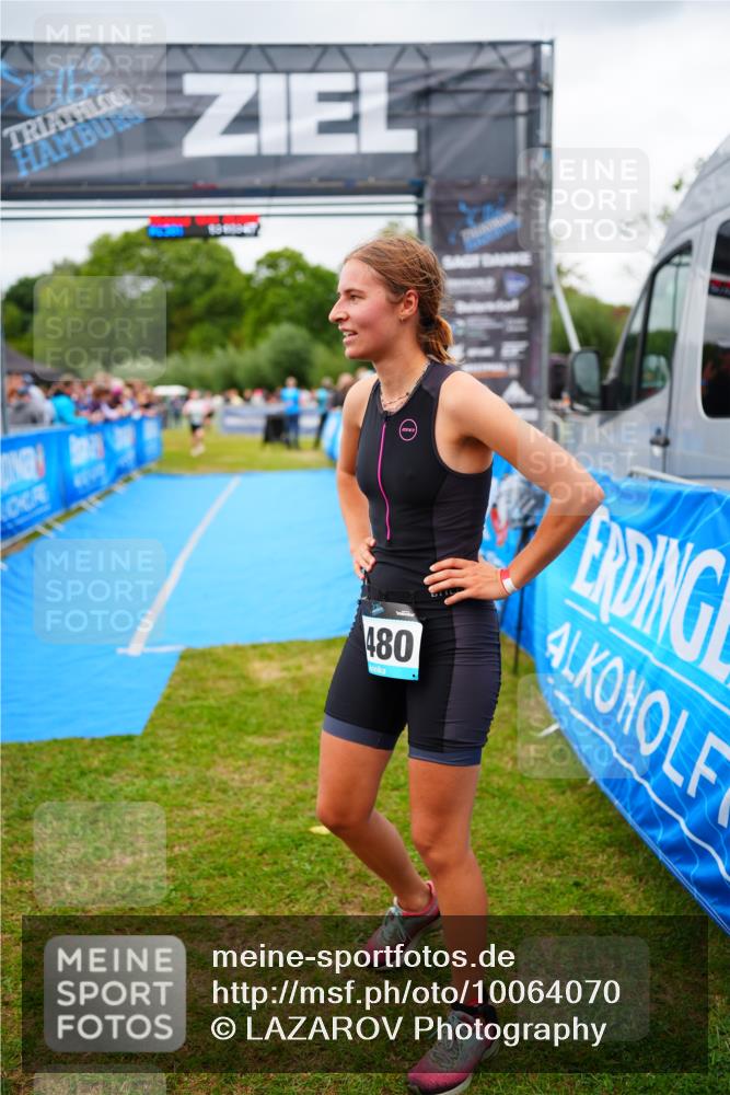 30.08.2026 - Elbe Triathlon Hamburg LAZAROV Photography http://msf.ph/oto/10064070 30.08.2026 12:01:52 Ziel 1425 meine-sportfotos.de