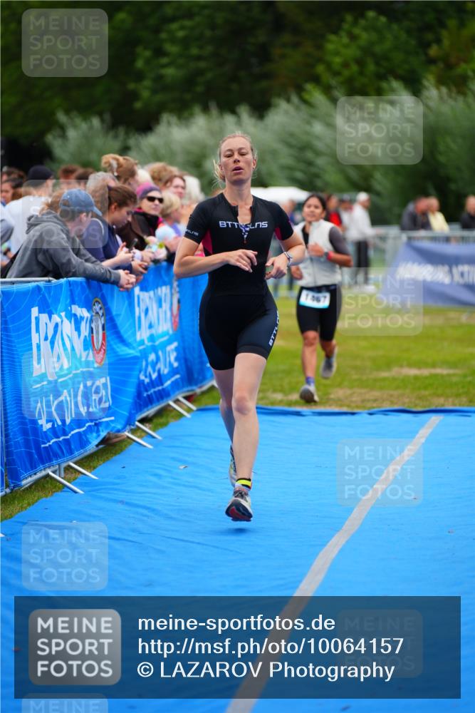 30.08.2026 - Elbe Triathlon Hamburg LAZAROV Photography http://msf.ph/oto/10064157 30.08.2026 12:02:36 Ziel 1467, 1708 meine-sportfotos.de