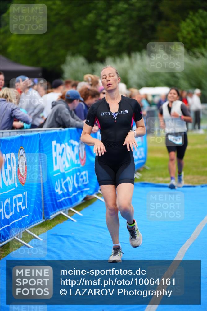 30.08.2026 - Elbe Triathlon Hamburg LAZAROV Photography http://msf.ph/oto/10064161 30.08.2026 12:02:36 Ziel 1467, 1708 meine-sportfotos.de