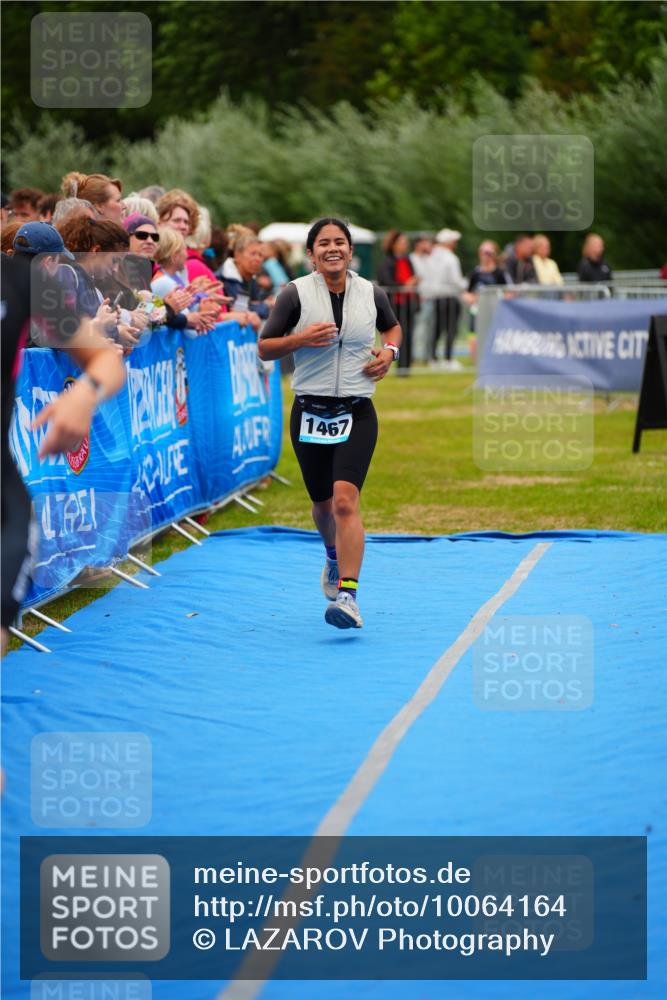 30.08.2026 - Elbe Triathlon Hamburg LAZAROV Photography http://msf.ph/oto/10064164 30.08.2026 12:02:37 Ziel 1467, 1708 meine-sportfotos.de