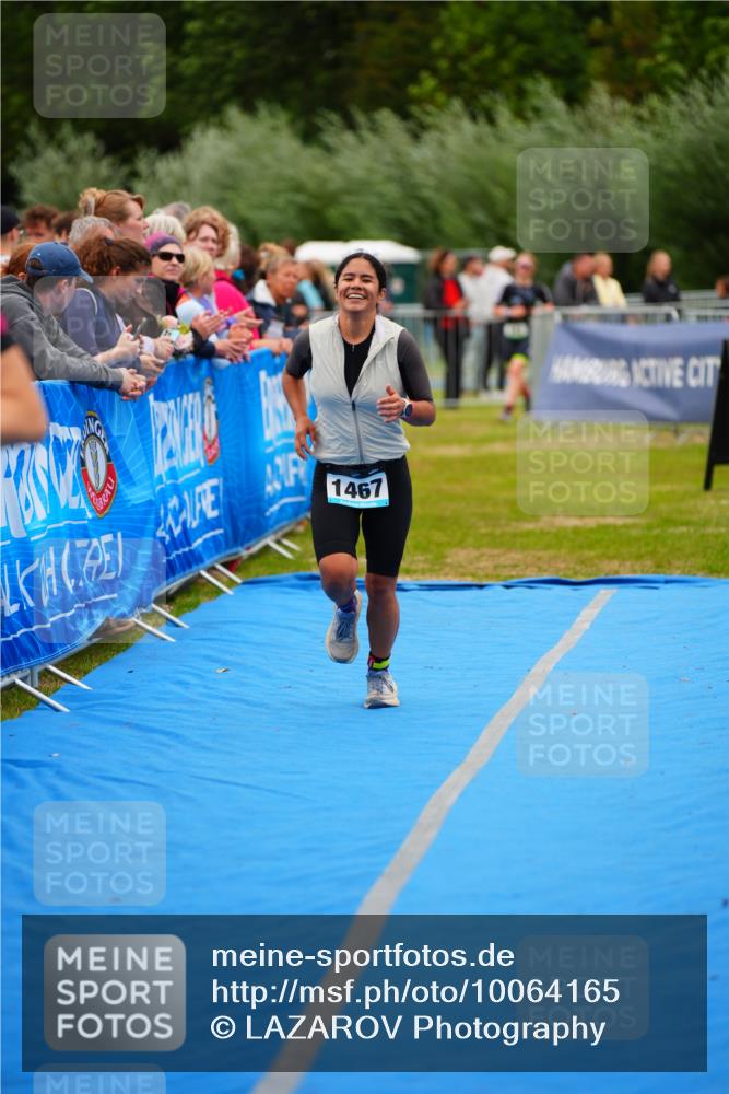 30.08.2026 - Elbe Triathlon Hamburg LAZAROV Photography http://msf.ph/oto/10064165 30.08.2026 12:02:38 Ziel 1467, 1708 meine-sportfotos.de
