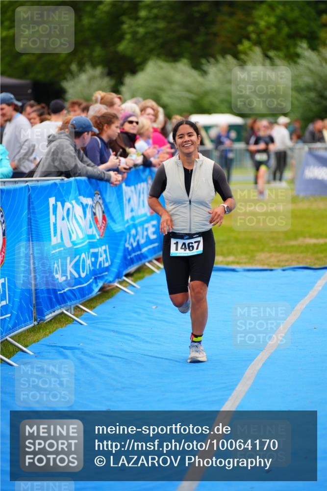 30.08.2026 - Elbe Triathlon Hamburg LAZAROV Photography http://msf.ph/oto/10064170 30.08.2026 12:02:38 Ziel 1467, 1708 meine-sportfotos.de