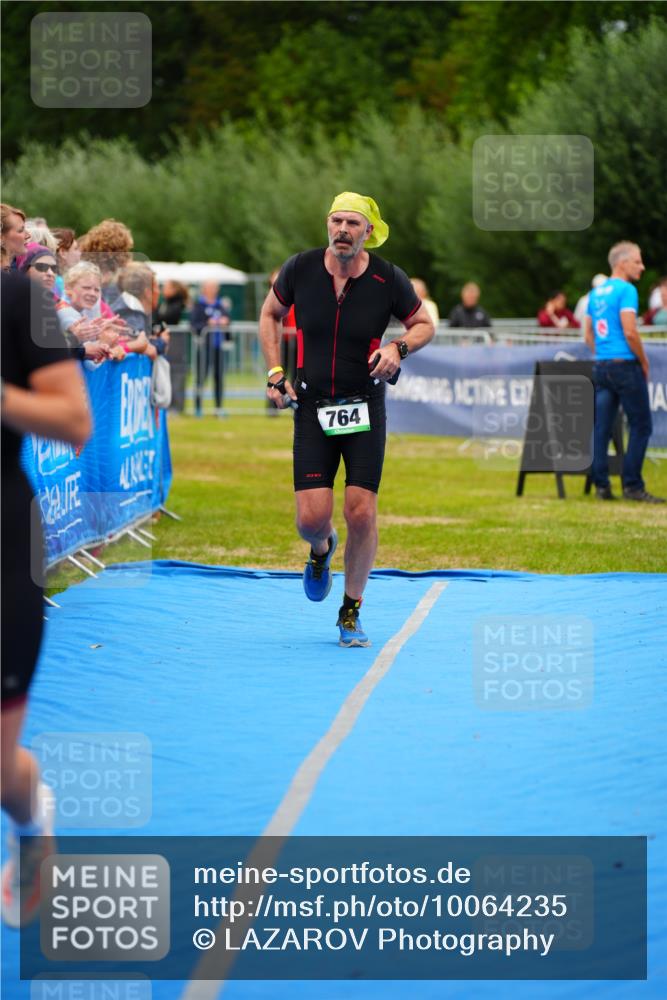 30.08.2026 - Elbe Triathlon Hamburg LAZAROV Photography http://msf.ph/oto/10064235 30.08.2026 12:03:04 Ziel 764, 942, 1544 meine-sportfotos.de