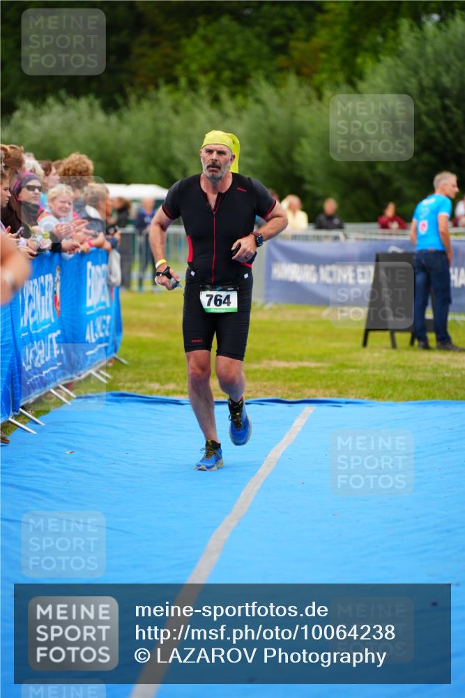 30.08.2026 - Elbe Triathlon Hamburg LAZAROV Photography http://msf.ph/oto/10064238 30.08.2026 12:03:05 Ziel 764, 942, 1544 meine-sportfotos.de
