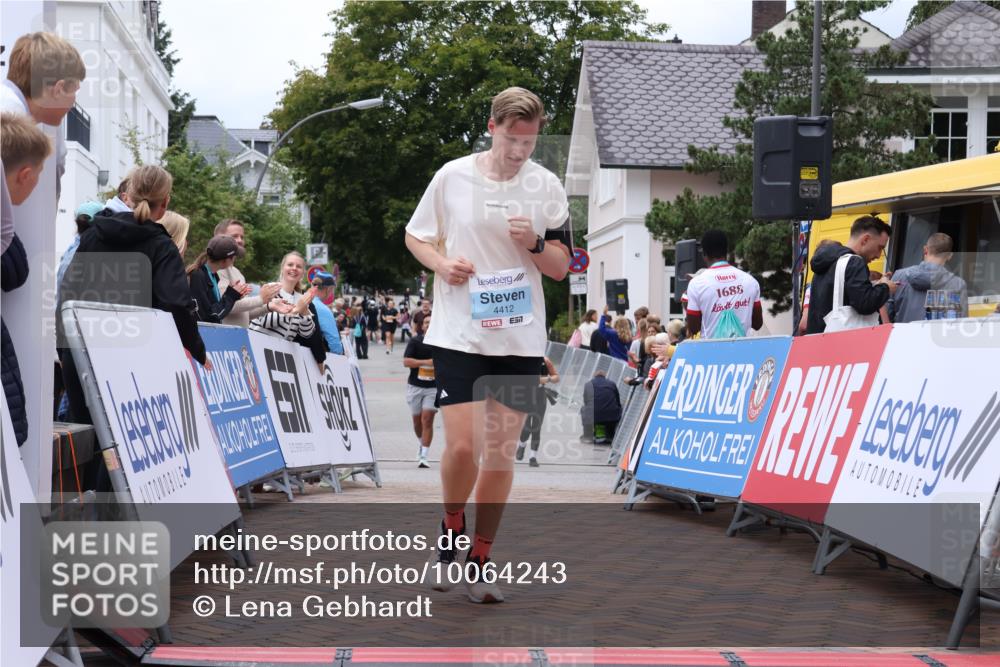 30.08.2026 - Blankeneser Heldenlauf Lena Gebhardt http://msf.ph/oto/10064243 30.08.2026 12:43:50 Ziel 2622, 4029, 4412 meine-sportfotos.de