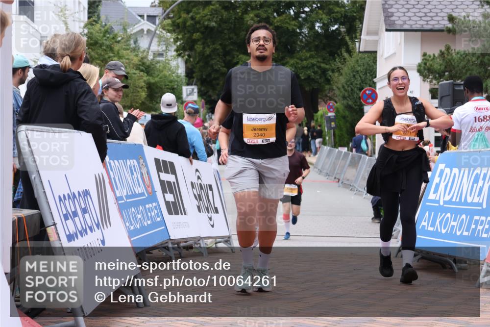 30.08.2026 - Blankeneser Heldenlauf Lena Gebhardt http://msf.ph/oto/10064261 30.08.2026 12:43:57 Ziel 2271, 2385, 2940, 4412 meine-sportfotos.de