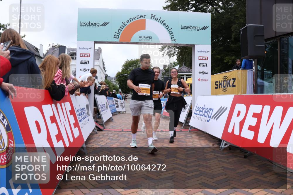 30.08.2026 - Blankeneser Heldenlauf Lena Gebhardt http://msf.ph/oto/10064272 30.08.2026 12:44:00 Ziel 2271, 2385, 2500, 2940 meine-sportfotos.de