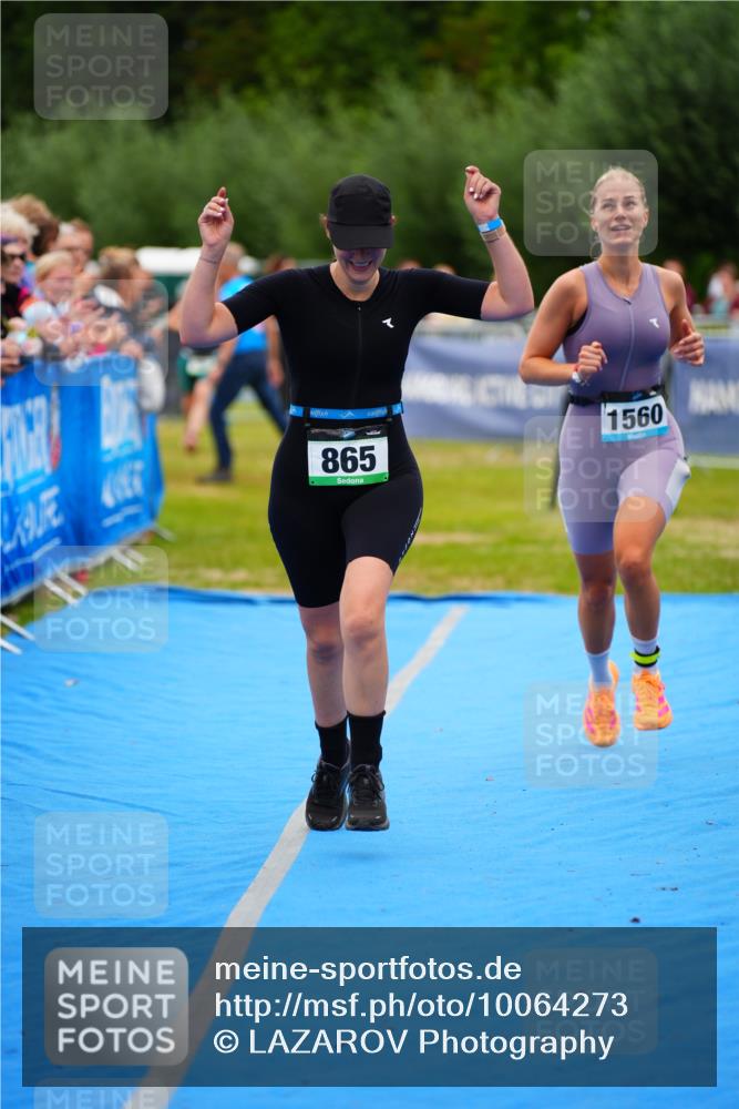 30.08.2026 - Elbe Triathlon Hamburg LAZAROV Photography http://msf.ph/oto/10064273 30.08.2026 12:03:19 Ziel 865, 952, 1391, 1560 meine-sportfotos.de