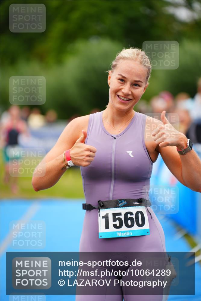 30.08.2026 - Elbe Triathlon Hamburg LAZAROV Photography http://msf.ph/oto/10064289 30.08.2026 12:03:23 Ziel 865, 952, 1560 meine-sportfotos.de