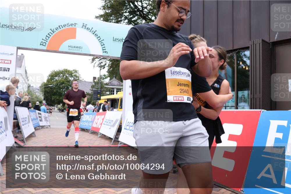 30.08.2026 - Blankeneser Heldenlauf Lena Gebhardt http://msf.ph/oto/10064294 30.08.2026 12:44:03 Ziel 2271, 2385, 2500, 2940 meine-sportfotos.de