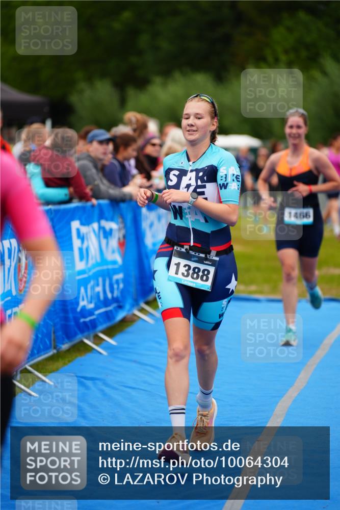 30.08.2026 - Elbe Triathlon Hamburg LAZAROV Photography http://msf.ph/oto/10064304 30.08.2026 12:03:46 Ziel 1388, 1420, 1466, 1522, 1572 meine-sportfotos.de